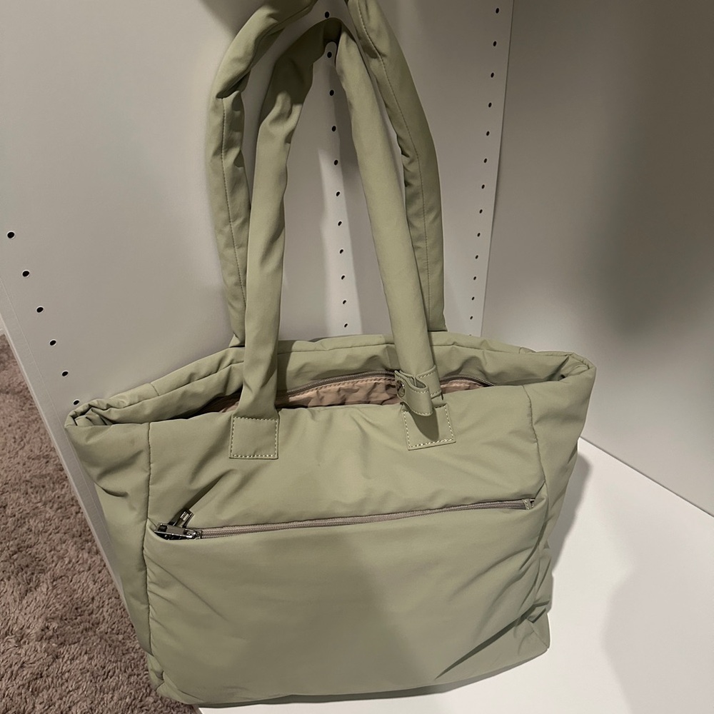 Go getter laptop tote